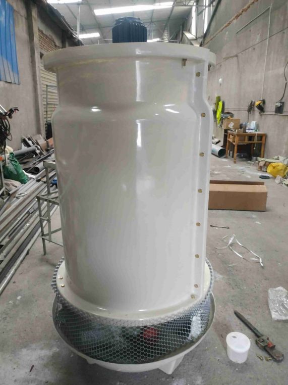 成都新都区斑竹园10T冷却塔配套注塑机